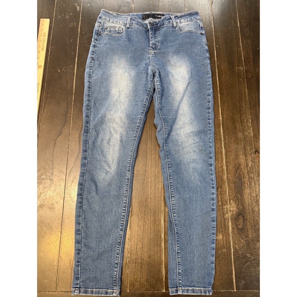 THORN Universal Stretch Jeans Size 10 Medium Wash Mid Rise Ankle Jeans